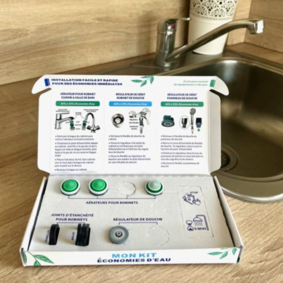 Pack économie : 2 robinets 5 L et 1 robinet douc 2,5 L + 1 régulateur douche