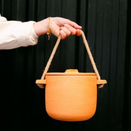 Seau à compost en terre cuite