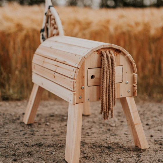 Cheval en bois, version compact